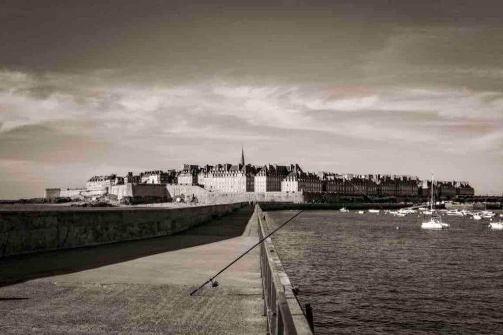 Appartement Vacances En Copropriete Avec Parking Saint-Malo Exteriér fotografie